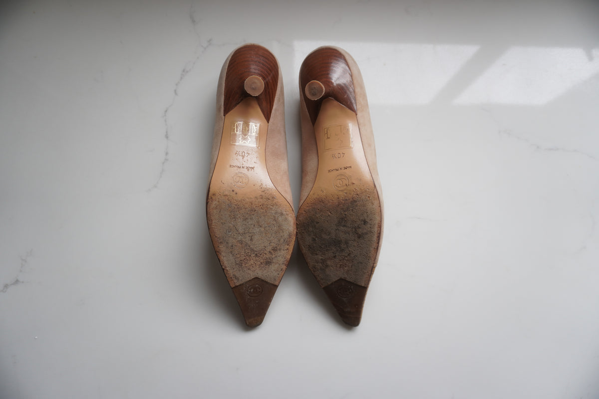 Chanel Suede & Lizard-Embossed Toe-Cap Pumps
