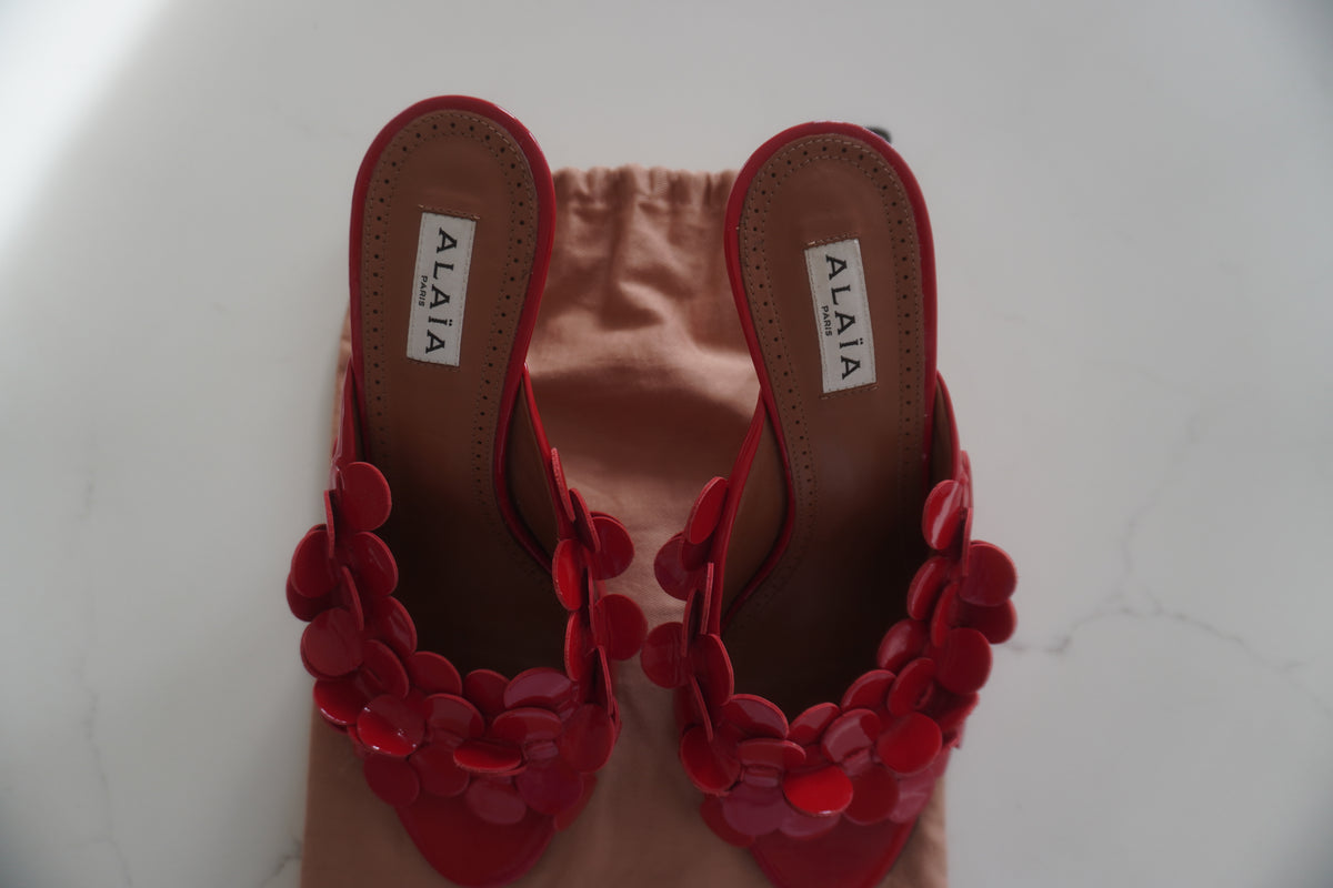 Alaïa Red Patent Leather Floral-Appliqué Heels