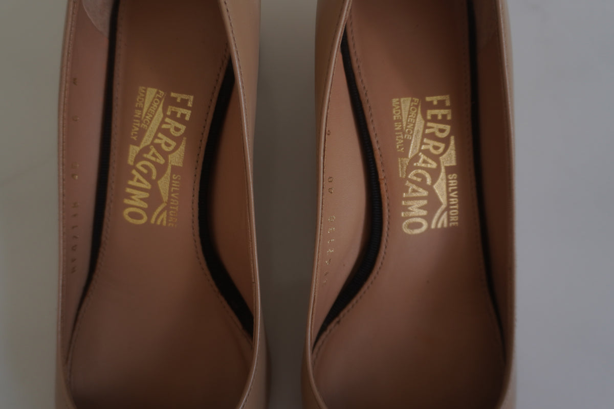 Salvatore Ferragamo Vara Leather Bow Pumps